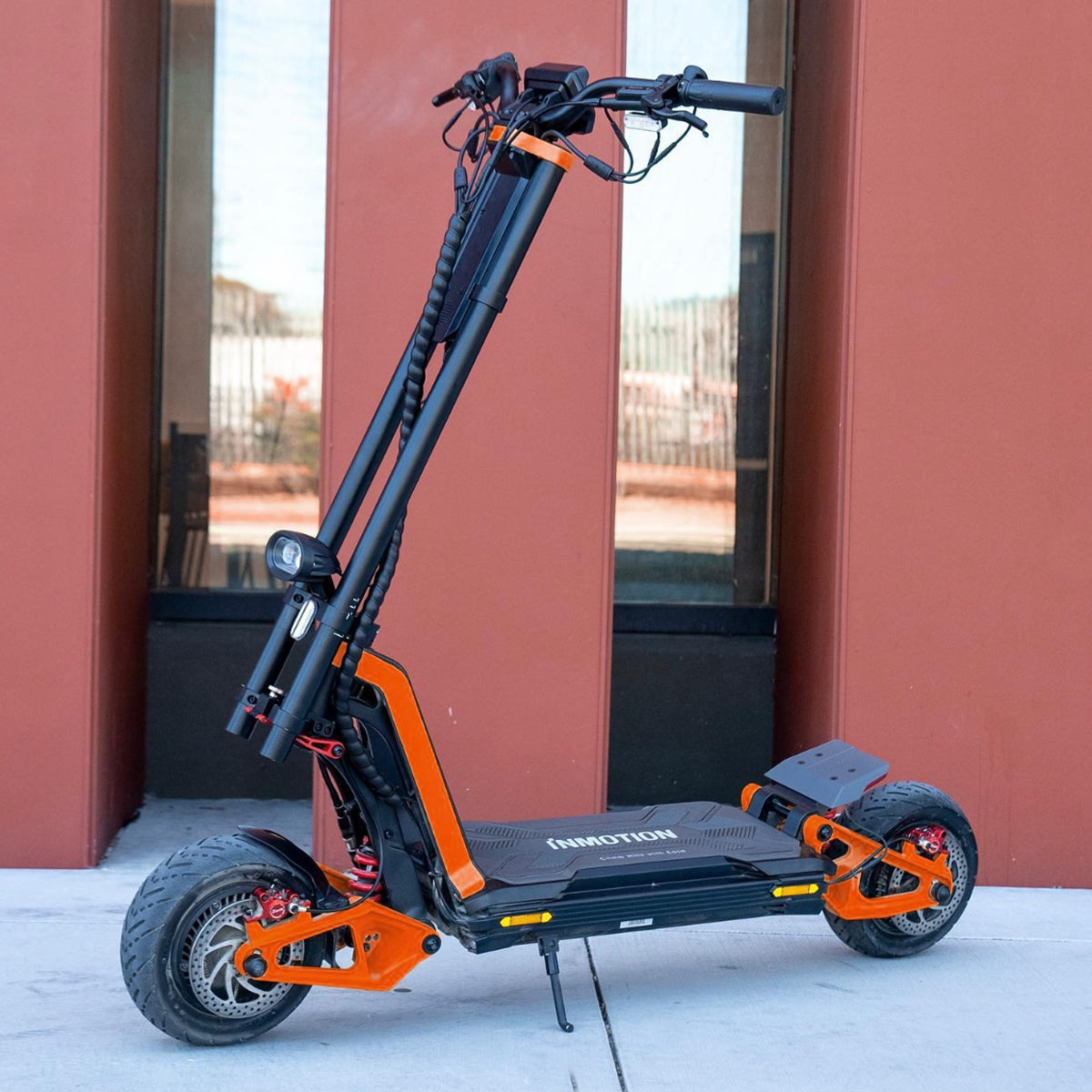 inmotion-rs-lite-e-scooter-2024